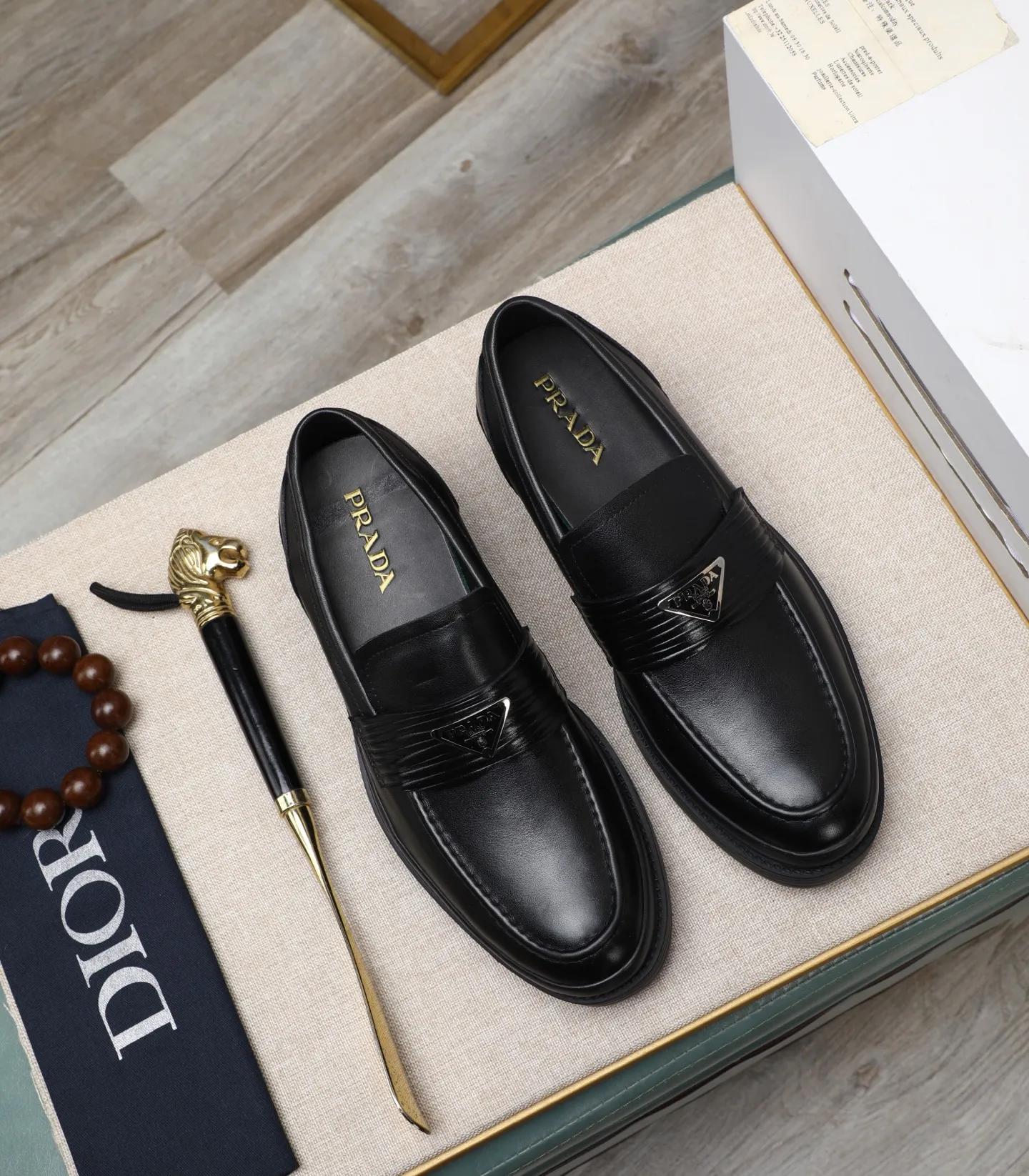 Men's men's shoes 💰540 (water-dyed cow leather) 📛📛PRADA high-end counter's latest formal business leather shoes 👔original and highest quality! Imported from Italy 🇮🇹 first-layer calfskin fabric ➕ cowhide lining Original outsole Formal size: 38➖44 (45 customized)